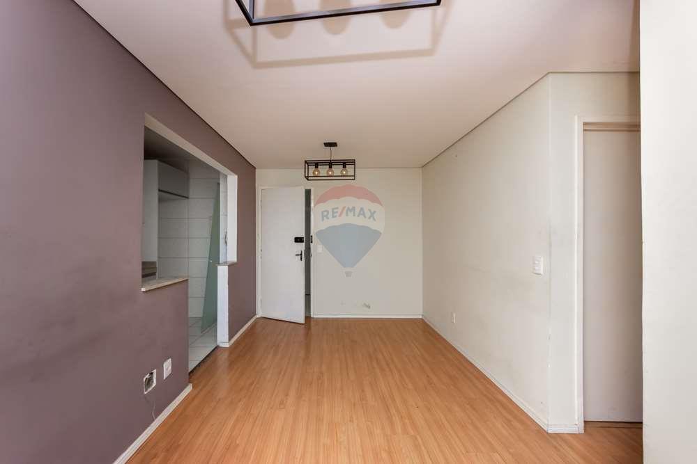 Apartamento à venda com 2 quartos, 48m² - Foto 11