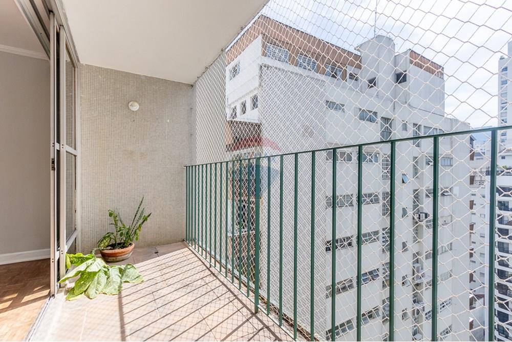 Apartamento à venda com 3 quartos, 227m² - Foto 5