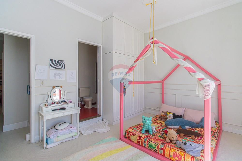 Casa à venda com 4 quartos, 350m² - Foto 21