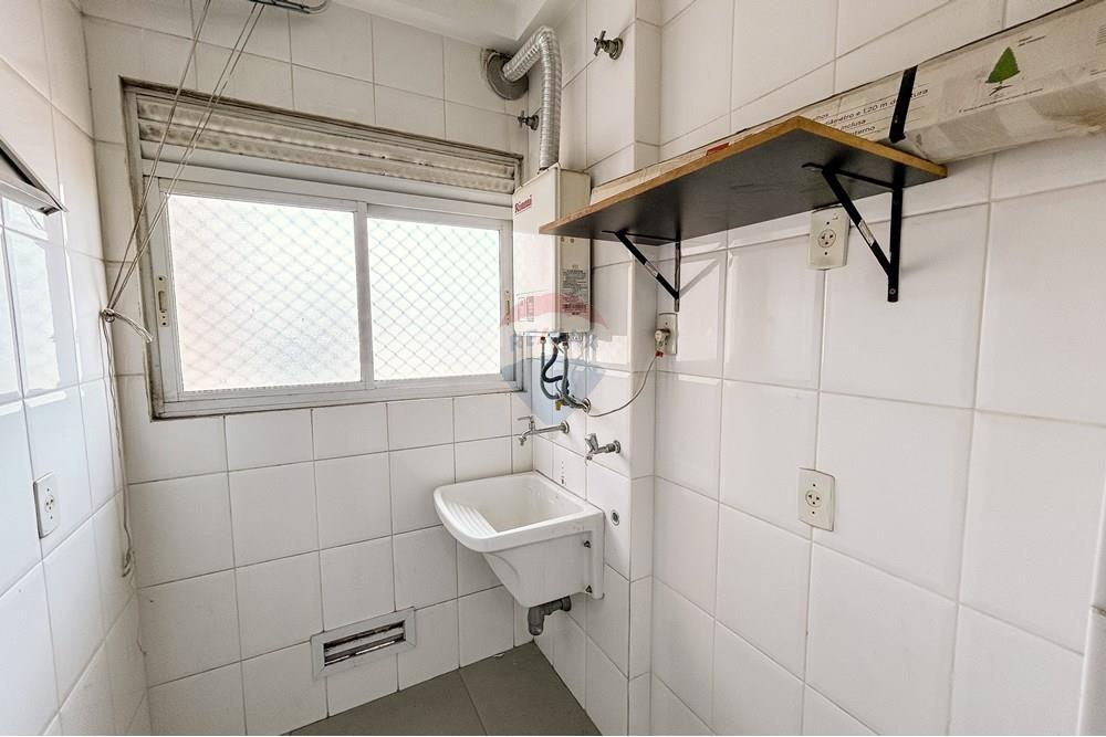 Apartamento para alugar com 3 quartos, 85m² - Foto 17