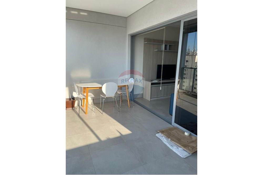 Apartamento para alugar com 1 quarto, 40m² - Foto 10