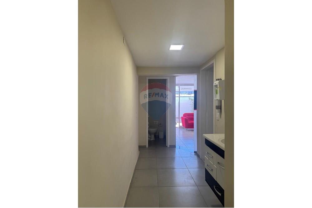 Casa Comercial - Alugar - São Paulo , São Paulo - corredor .jpeg - 602331022-14