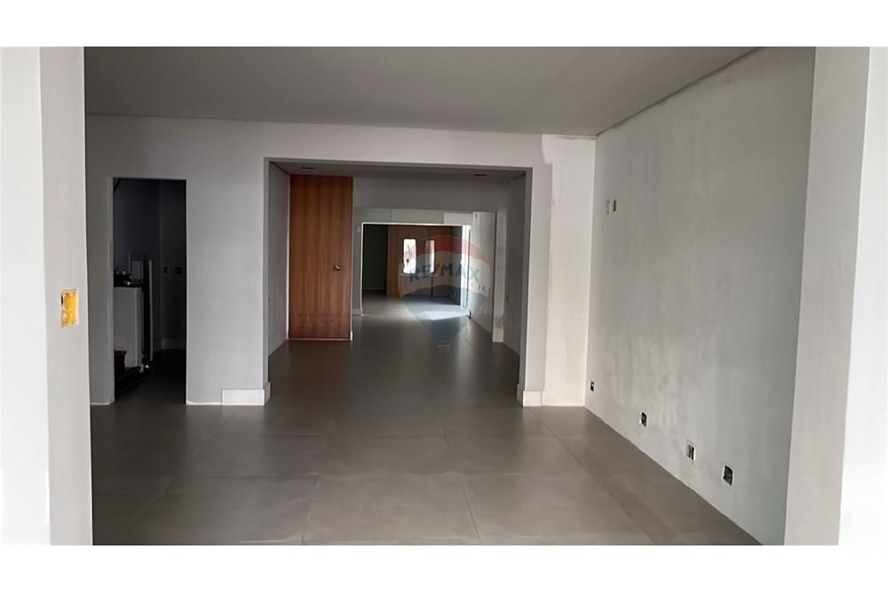 Casa Comercial - Alugar - São Paulo , São Paulo - Corredor Principal Inferior.jpeg - 601361021-1767