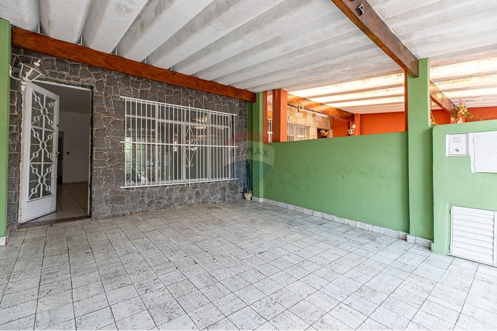 Casa à venda com 3 quartos, 120m² - Foto 1