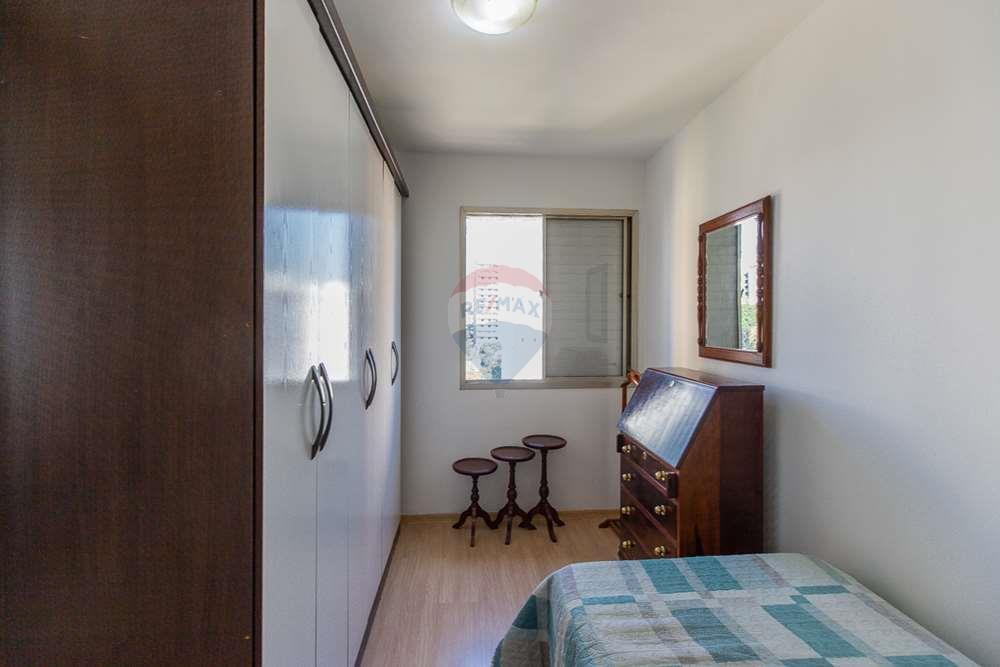 Apartamento à venda com 2 quartos, 64m² - Foto 19