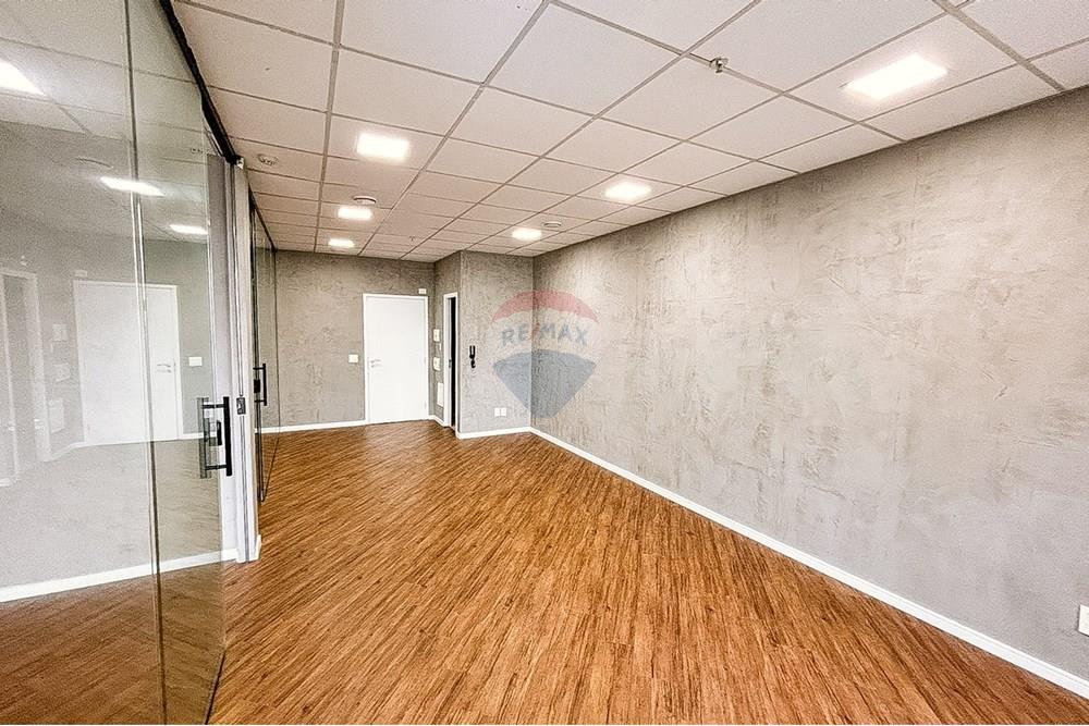 Conjunto Comercial-Sala para alugar com 2 quartos, 64m² - Foto 4