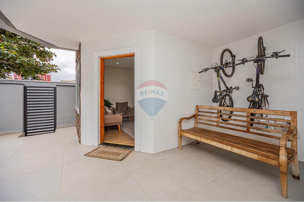 Casa à venda com 5 quartos, 285m² - Foto 5