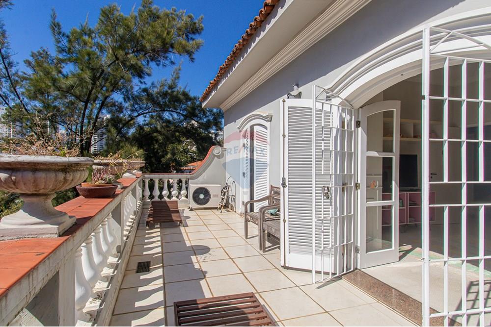 Casa à venda com 4 quartos, 350m² - Foto 12