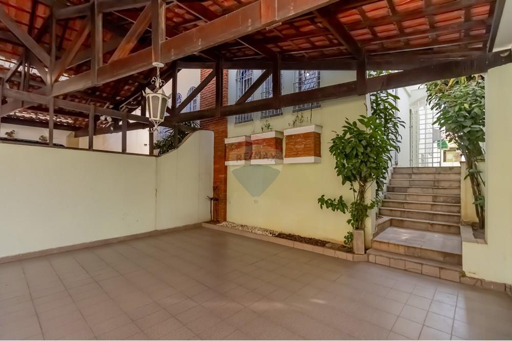 Casa à venda com 3 quartos, 203m² - Foto 3