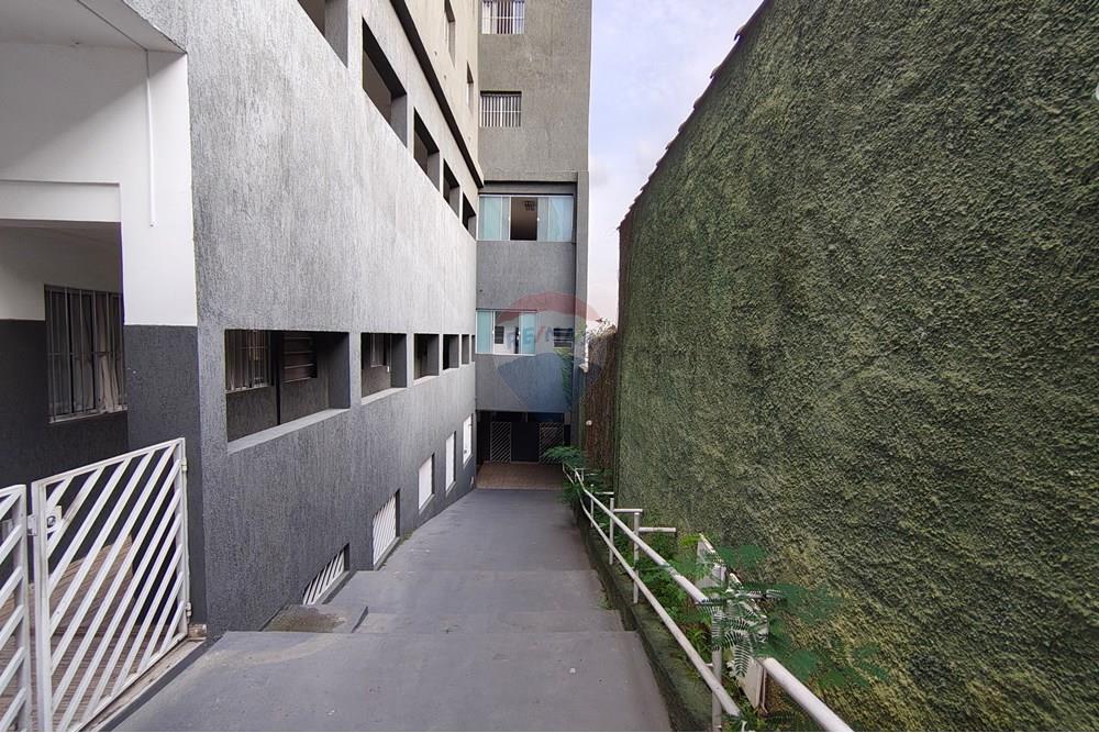 Casa de Condomínio - Alugar - São Paulo , São Paulo - escada.jpeg - 601751084-20