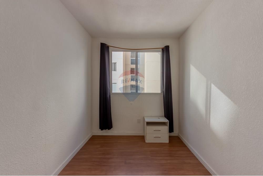 Apartamento à venda com 2 quartos, 41m² - Foto 3