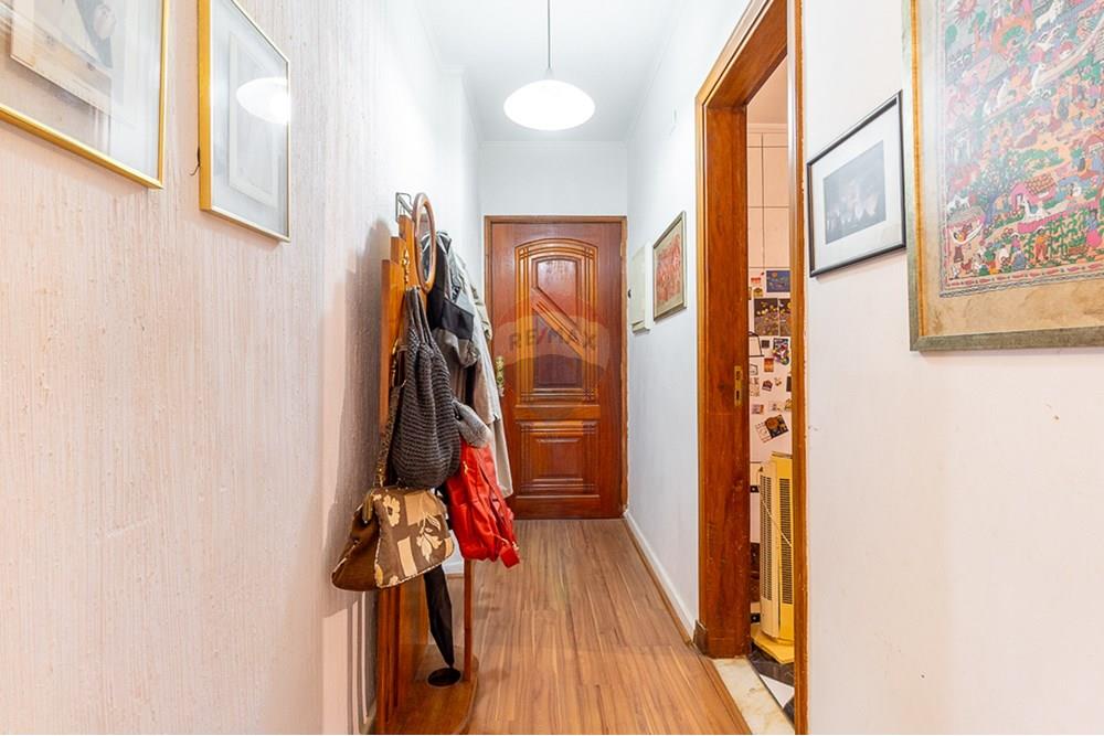 Apartamento à venda com 3 quartos, 130m² - Foto 17