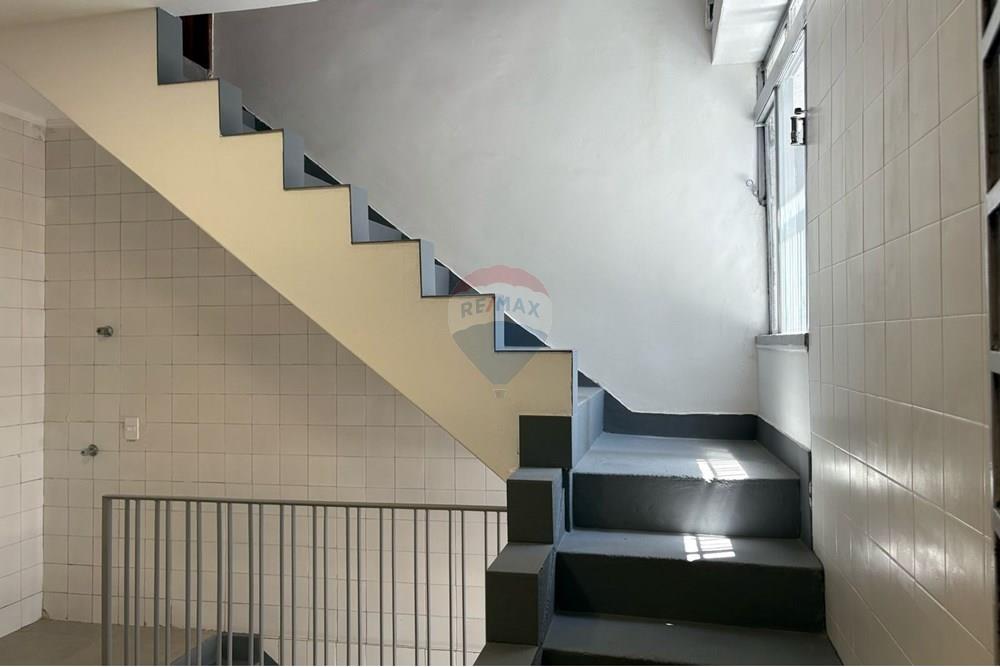 Casa para alugar com 4 quartos, 400m² - Foto 53