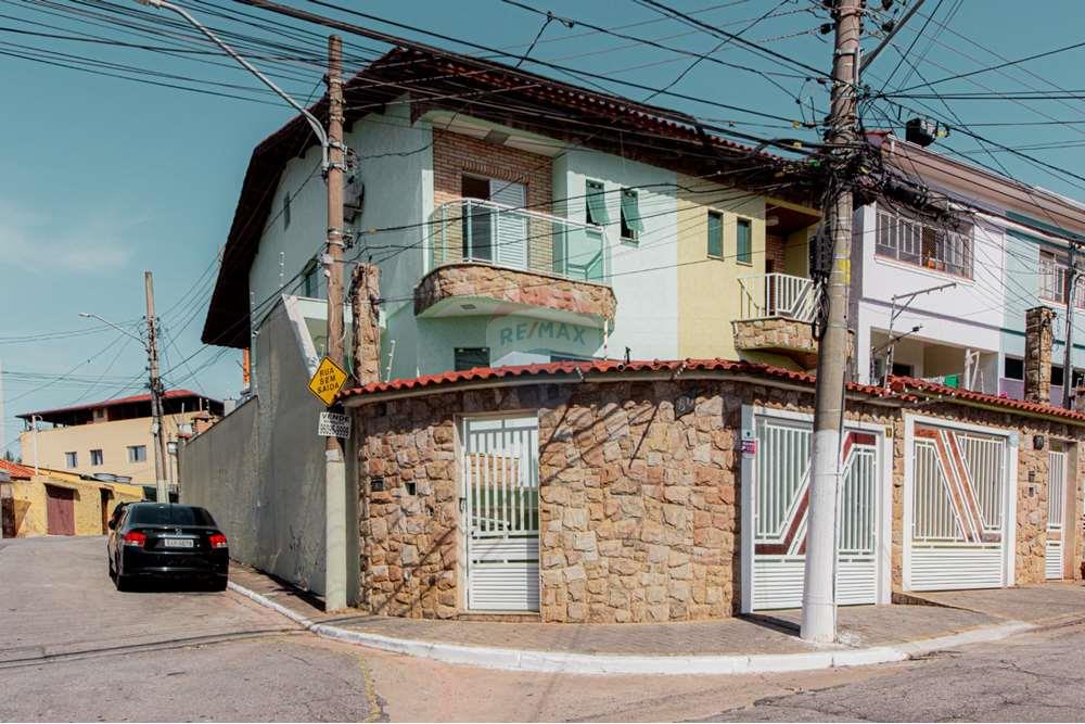 Casa à venda com 3 quartos, 200m² - Foto 55