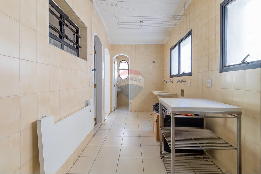 Apartamento para alugar com 4 quartos, 312m² - Foto 13