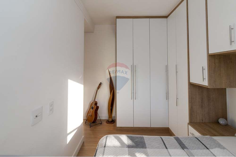 Apartamento à venda com 2 quartos, 61m² - Foto 25