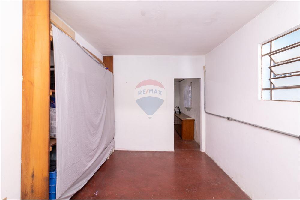 Casa à venda com 4 quartos, 100m² - Foto 14