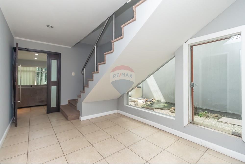 Casa Comercial - Venda - São Paulo , São Paulo - 8 - Hall escada.jpg - 602221002-38