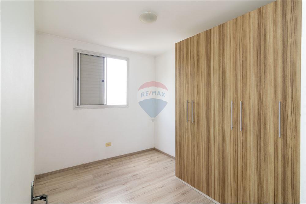 Apartamento à venda com 3 quartos, 64m² - Foto 13