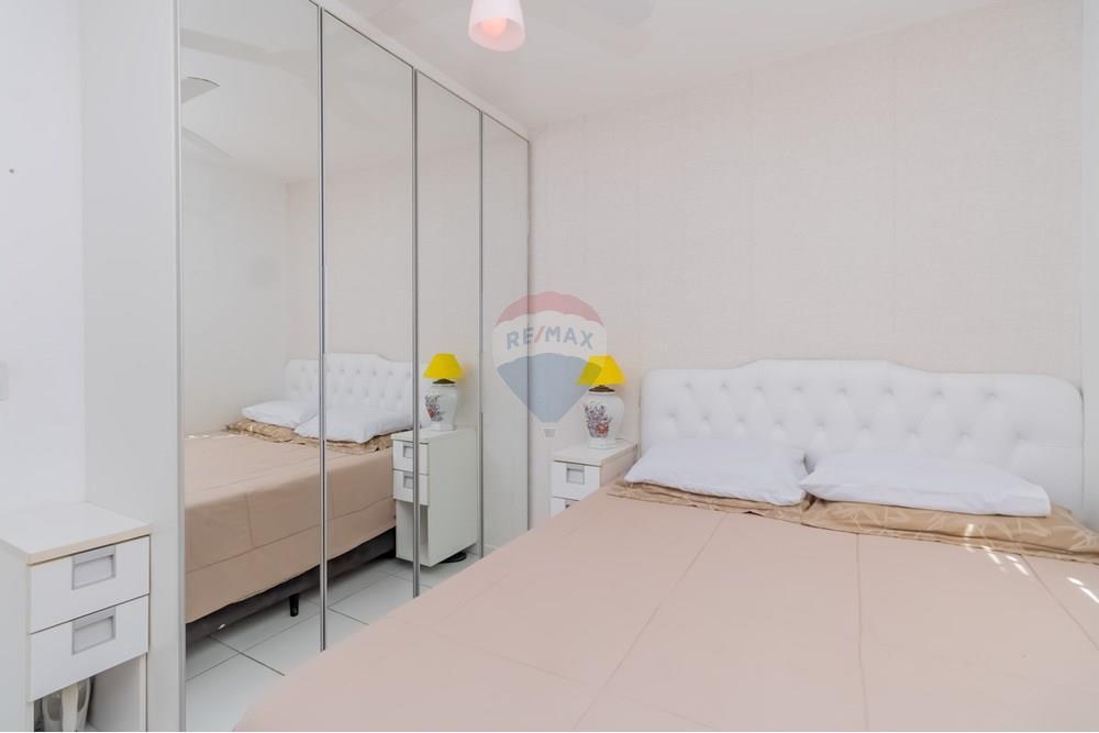 Apartamento à venda com 2 quartos, 48m² - Foto 12