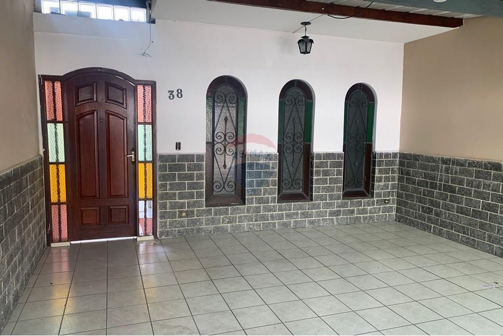 Casa para alugar com 3 quartos, 125m² - Foto 2