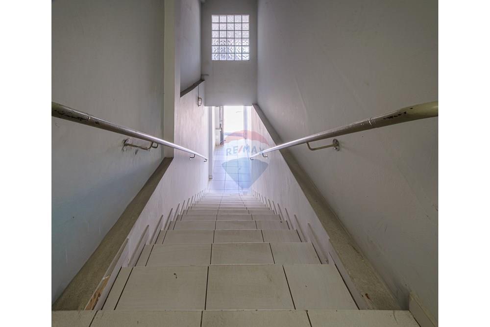 Prédio - Venda - São Paulo , São Paulo - escada entrada v3.jpg - 601311011-178