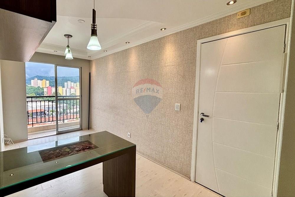 Apartamento à venda com 2 quartos, 44m² - Foto 3