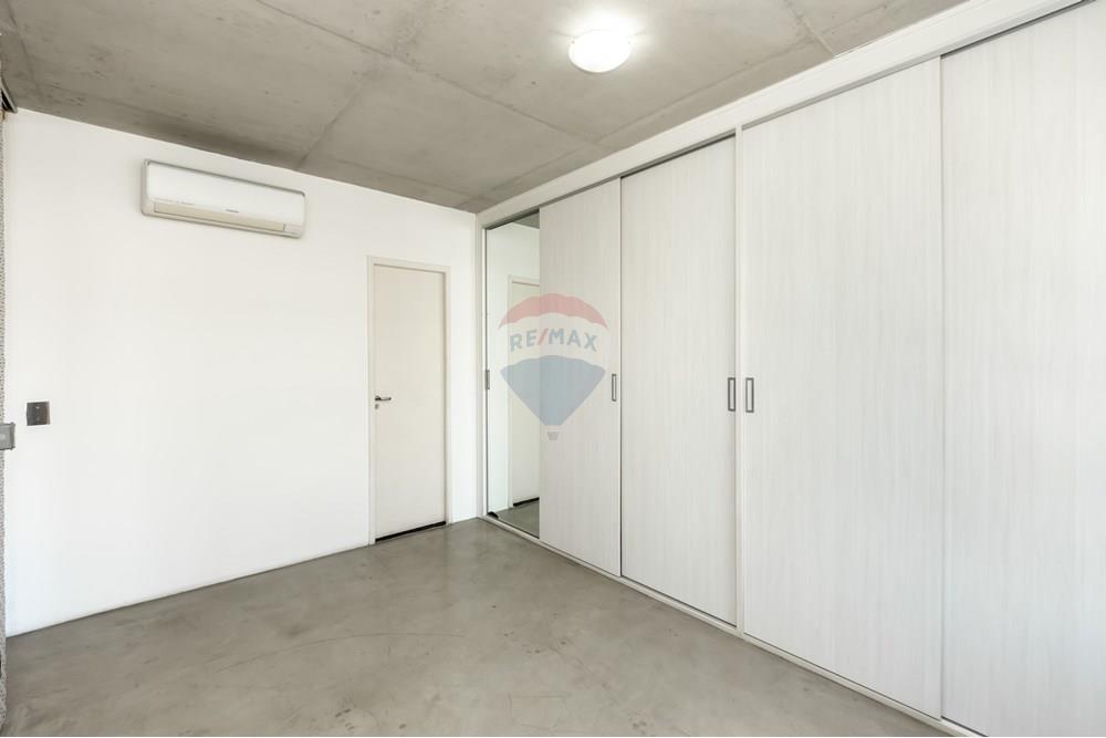 Apartamento à venda com 1 quarto, 70m² - Foto 21