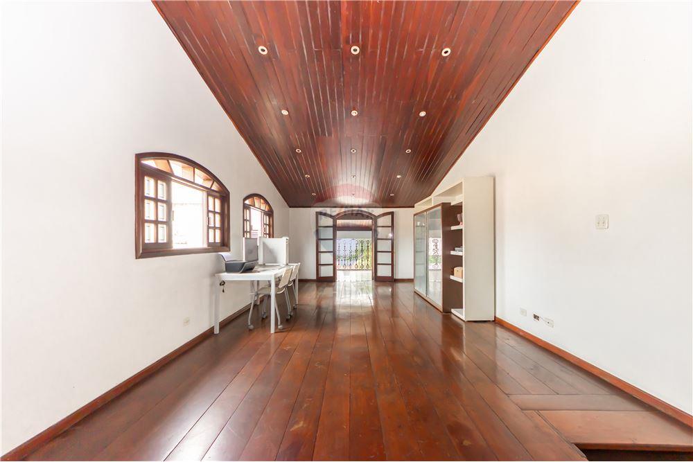 Sobrado à venda com 3 quartos, 240m² - Foto 26