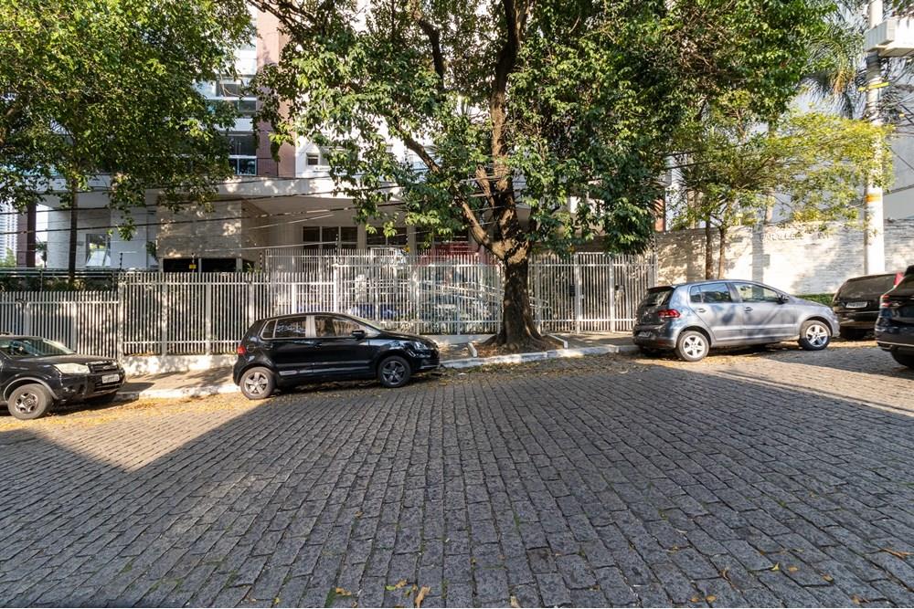 Apartamento à venda com 3 quartos, 226m² - Foto 64