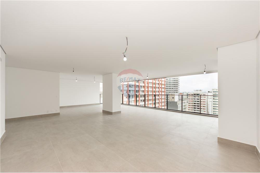 Apartamento à venda com 3 quartos, 207m² - Foto 9