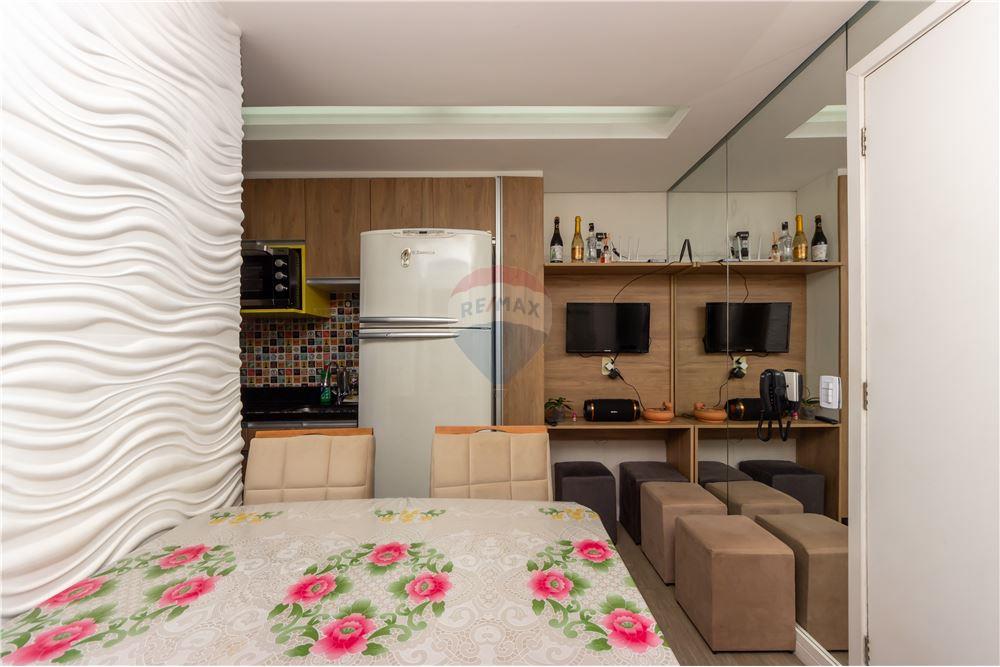 Apartamento para alugar com 2 quartos, 27m² - Foto 4