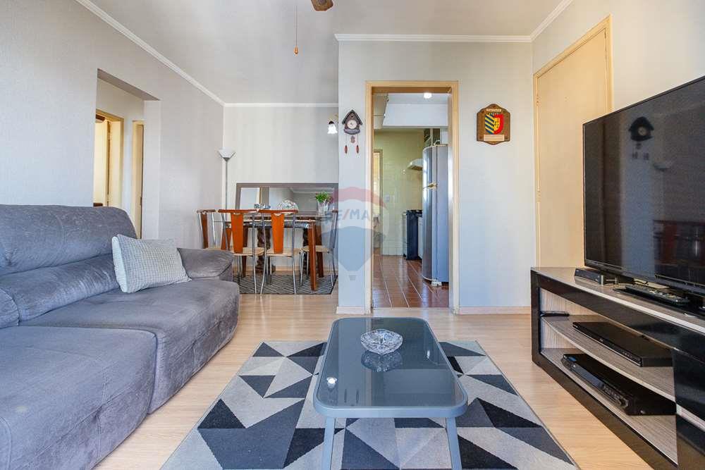 Apartamento à venda com 2 quartos, 64m² - Foto 1