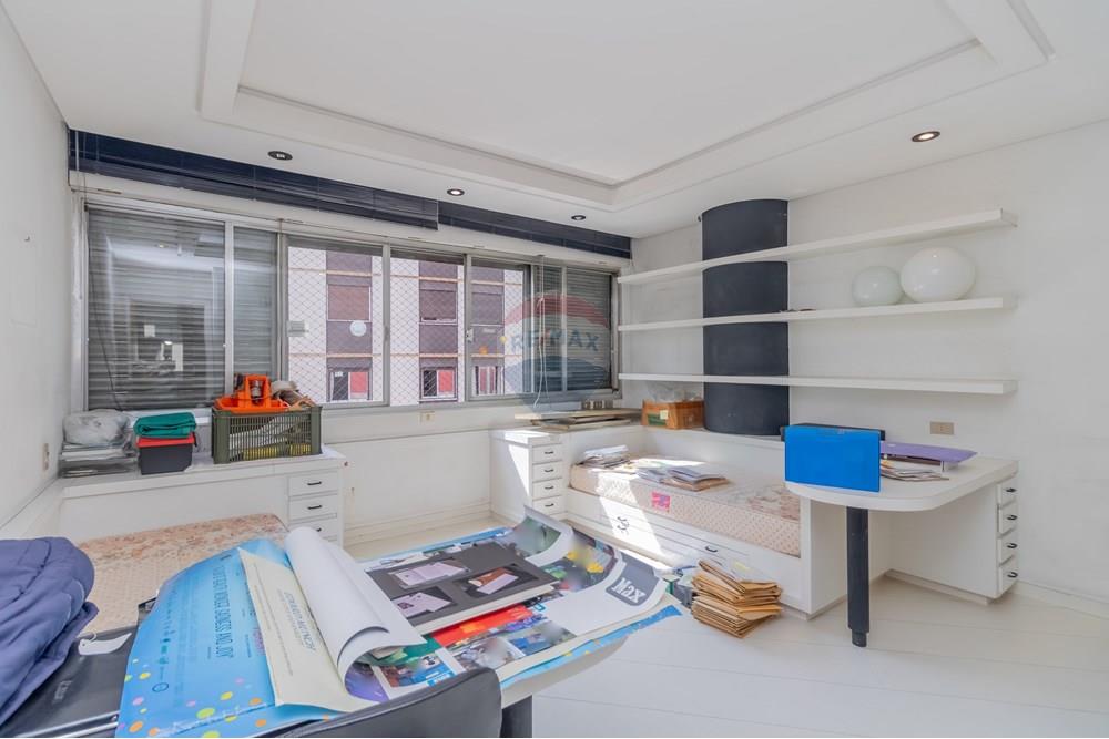 Apartamento à venda com 4 quartos, 238m² - Foto 9