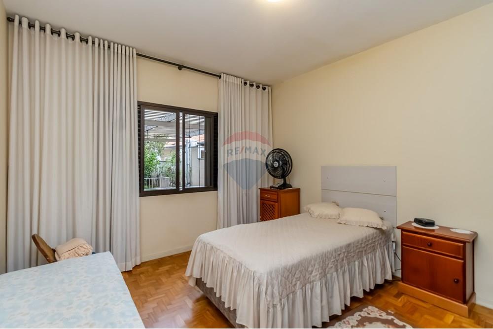 Casa à venda com 3 quartos, 138m² - Foto 17