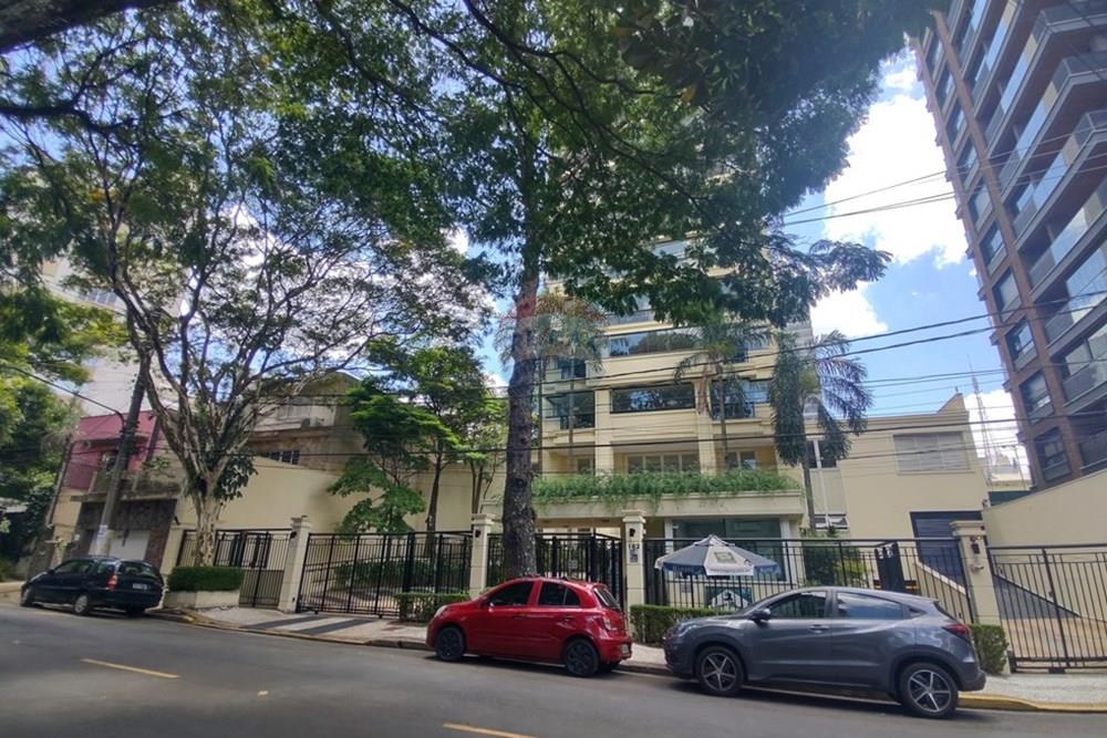 Apartamento para alugar com 3 quartos, 215m² - Foto 64