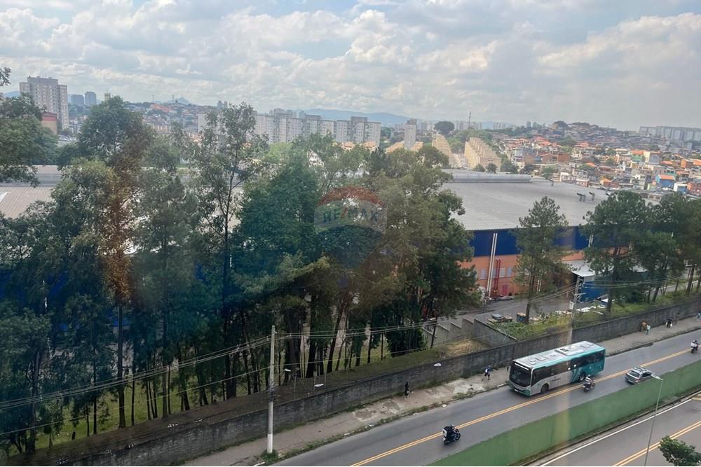 Apartamento à venda com 2 quartos, 46m² - Foto 13