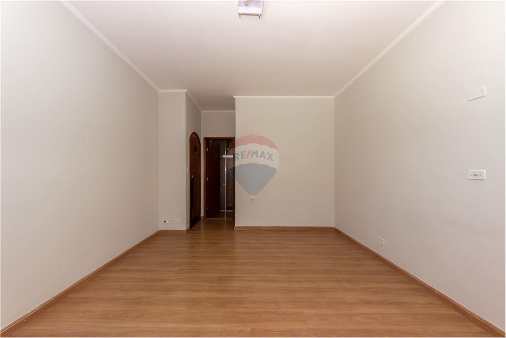 Casa à venda com 3 quartos, 250m² - Foto 17