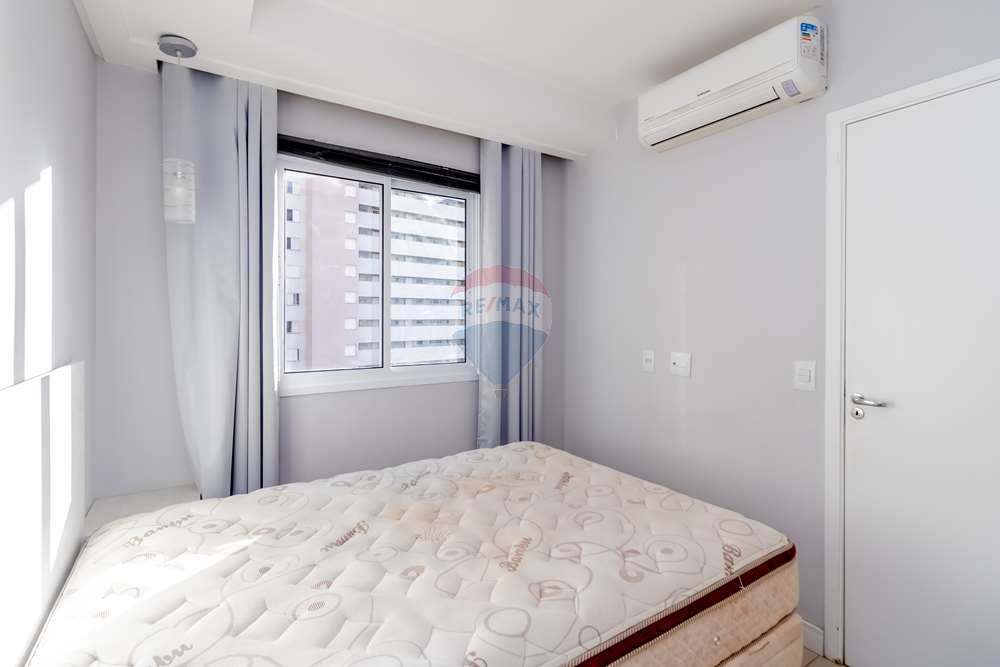 Apartamento à venda com 1 quarto, 32m² - Foto 12