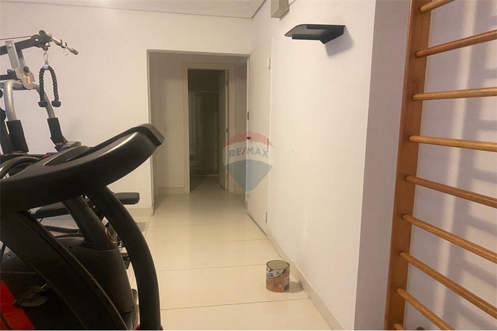 Casa de Condomínio para alugar com 4 quartos, 490m² - Foto 29