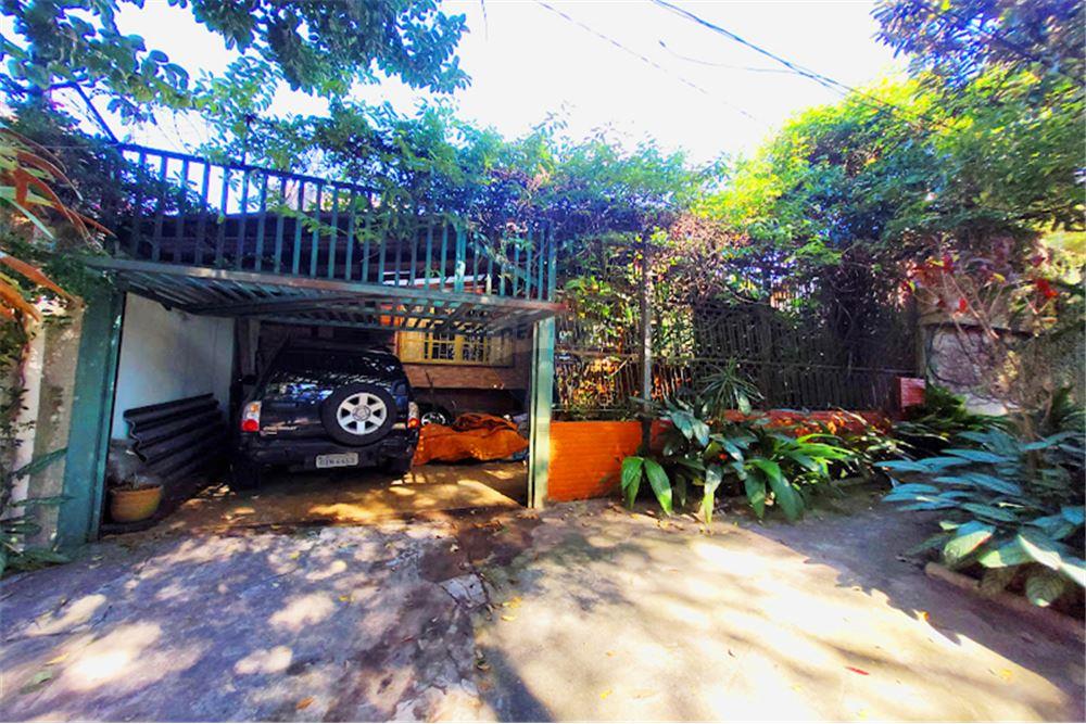 Casa à venda com 4 quartos, 165m² - Foto 1