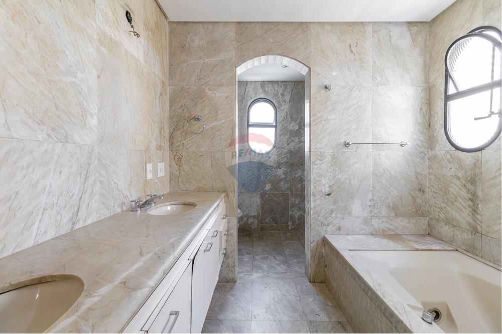 Apartamento para alugar com 4 quartos, 312m² - Foto 42