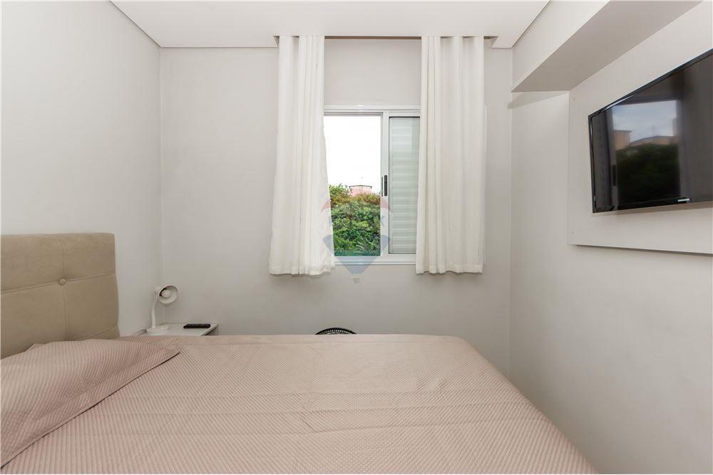 Apartamento à venda com 2 quartos, 62m² - Foto 15