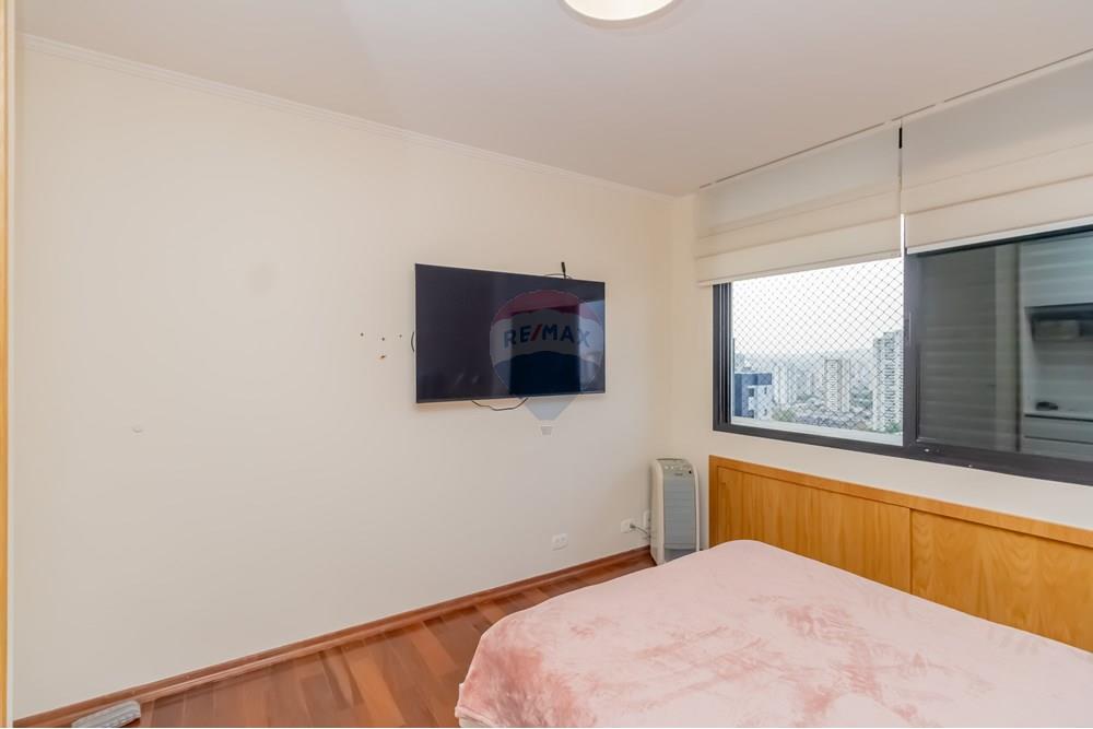 Apartamento à venda com 4 quartos, 203m² - Foto 18