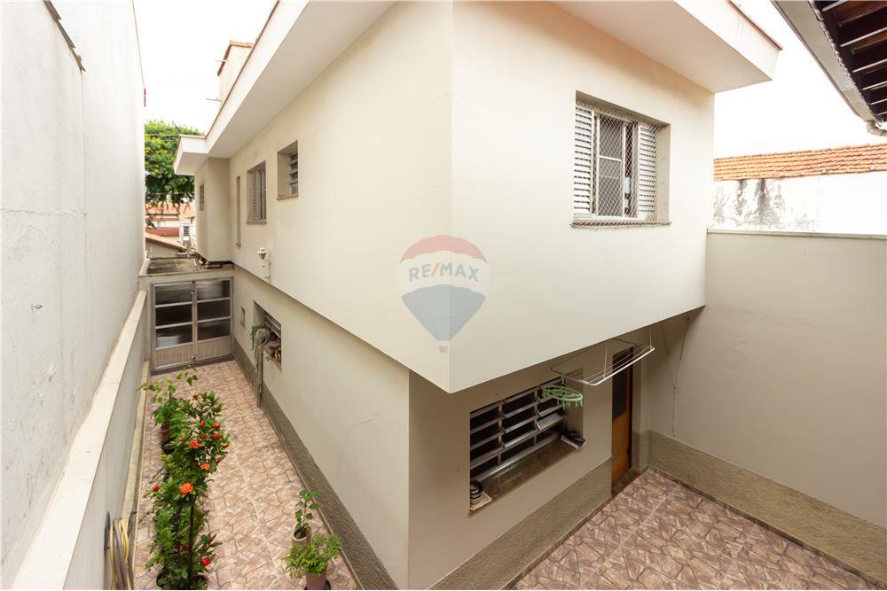 Casa à venda com 3 quartos, 200m² - Foto 15