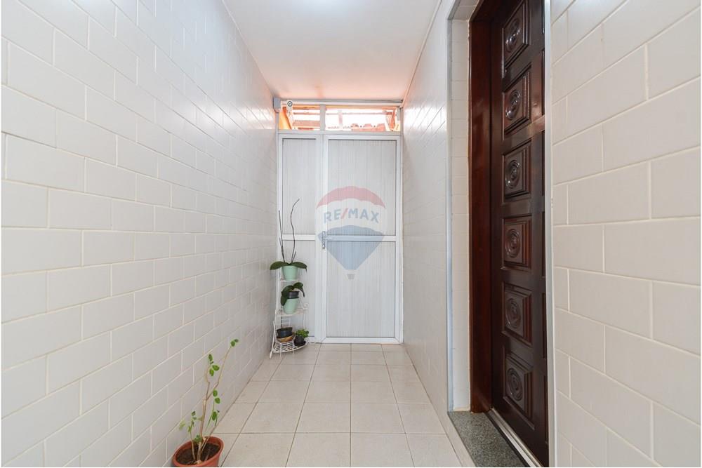 Sobrado à venda com 3 quartos, 158m² - Foto 2