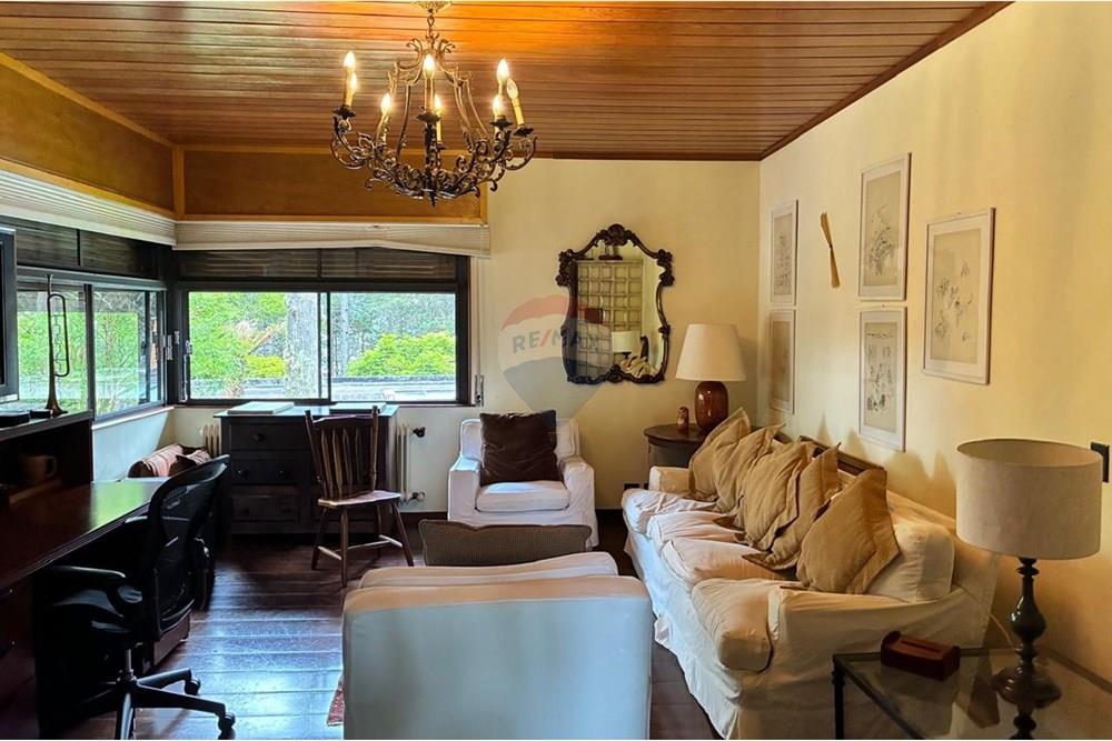 Casa de Campo - Venda - Campos do Jordão , São Paulo - WhatsApp Image 2025-12-15 at 13.59.44.jpeg - 601131073-17