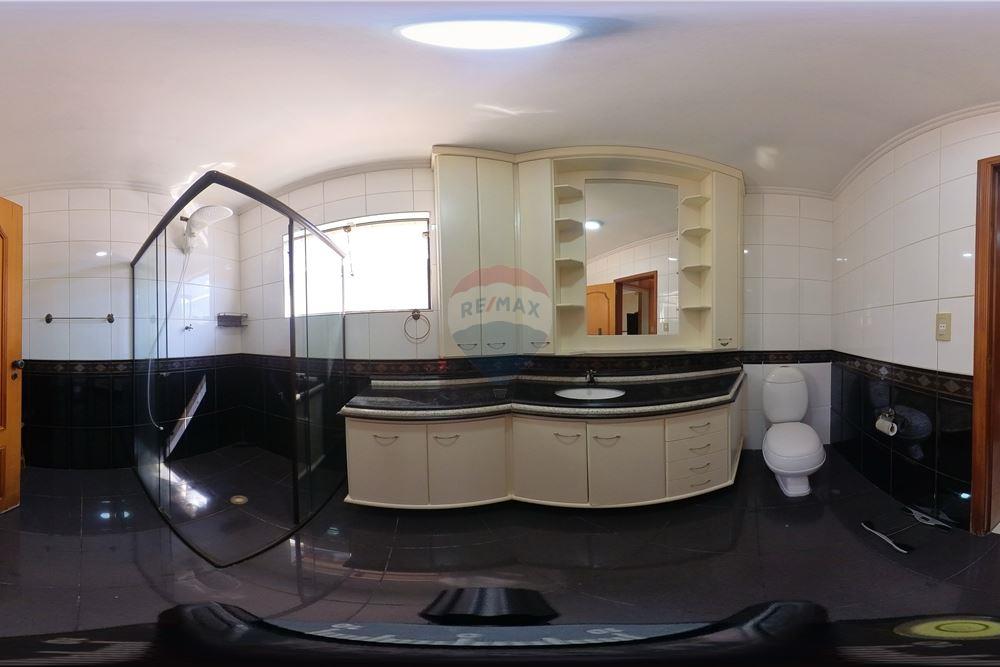 Elamine - Eramu - Diadema , Sao Paulo - BR - 99 - 601251090-64