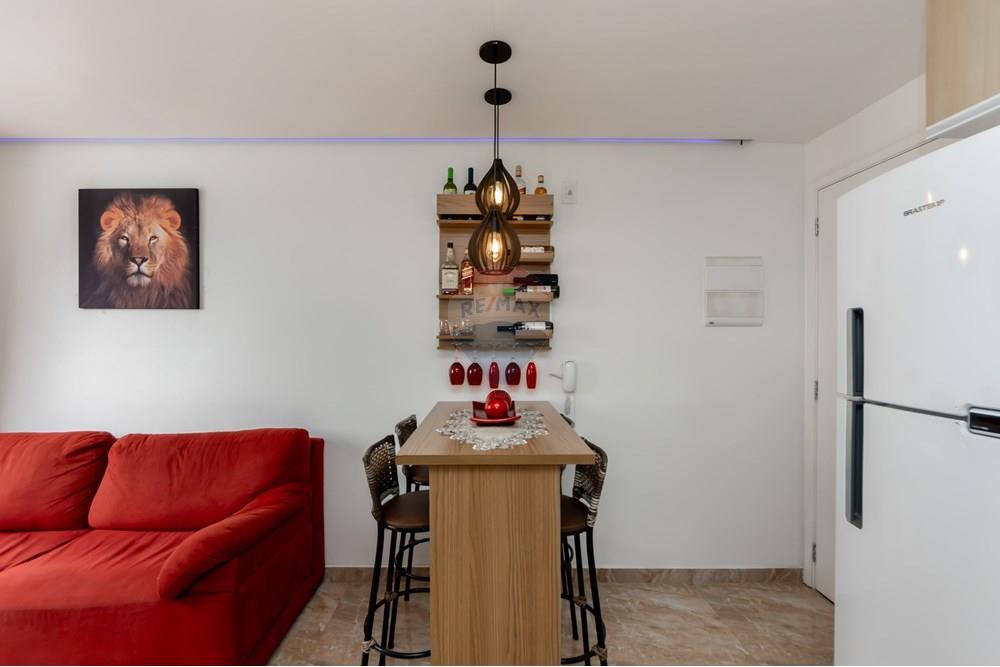 Apartamento à venda com 2 quartos, 40m² - Foto 11