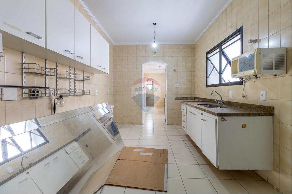 Apartamento para alugar com 4 quartos, 312m² - Foto 12